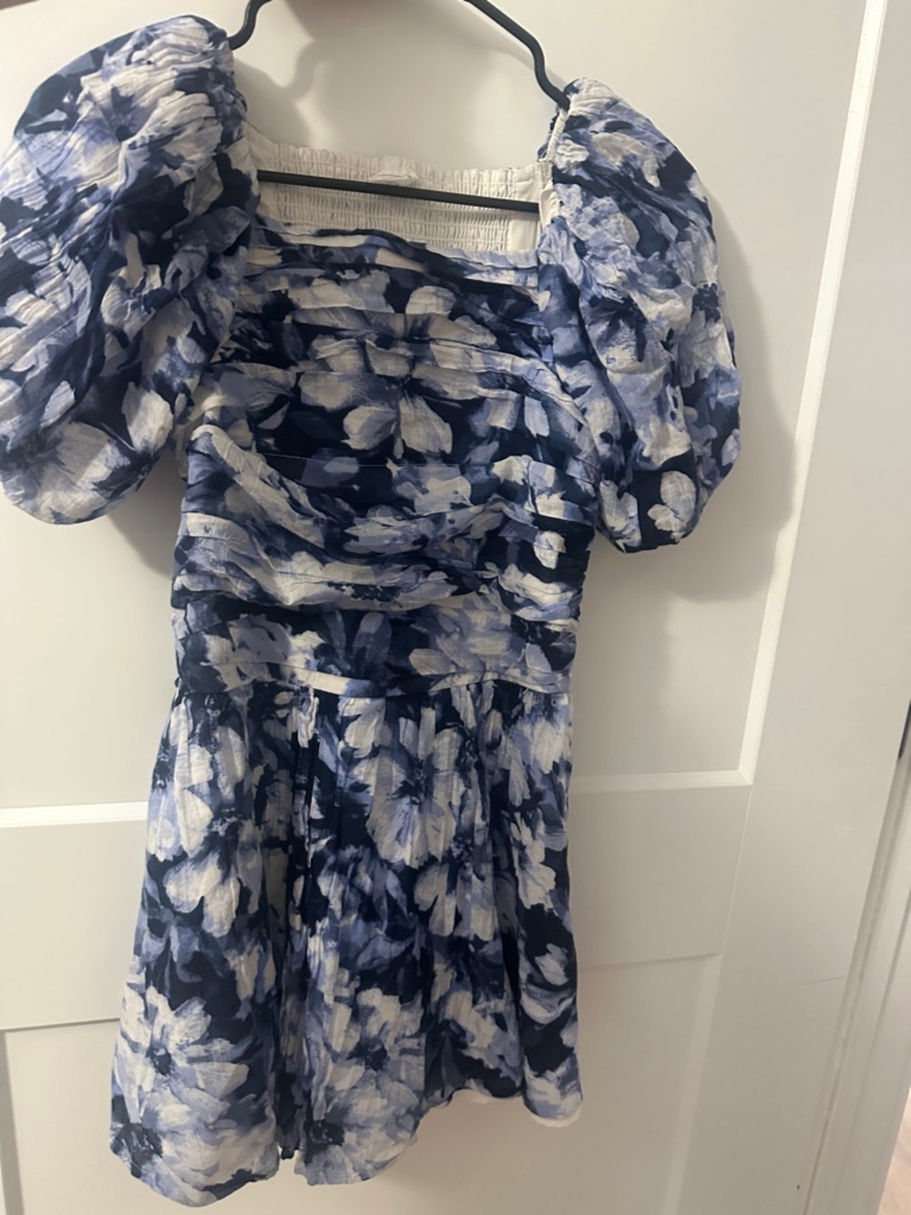 abercrombie kids Navy and White Floral Puff-Sleeve Mini Dress